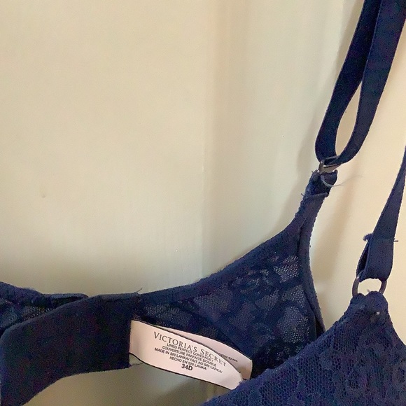 Buckle Bralette and 2 VS Bras 34D - Picture 7 of 8